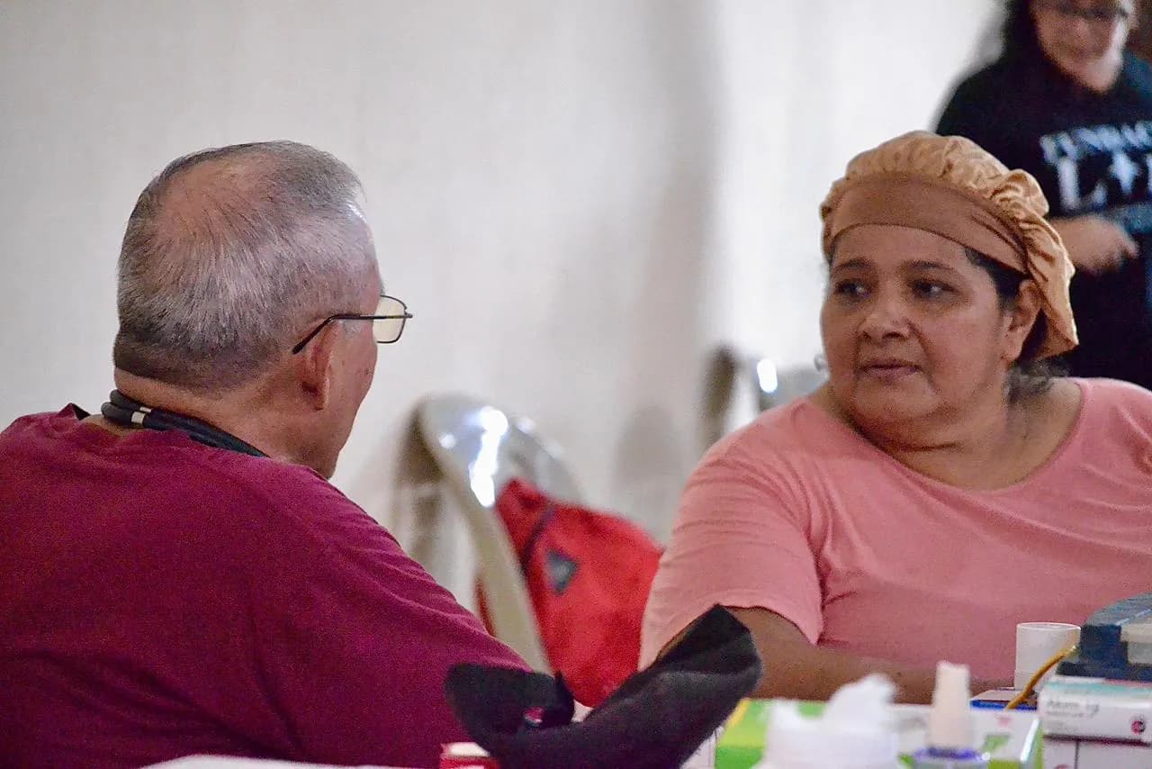 Brigada médica en Babahoyo beneficia a Pueblo Nuevo