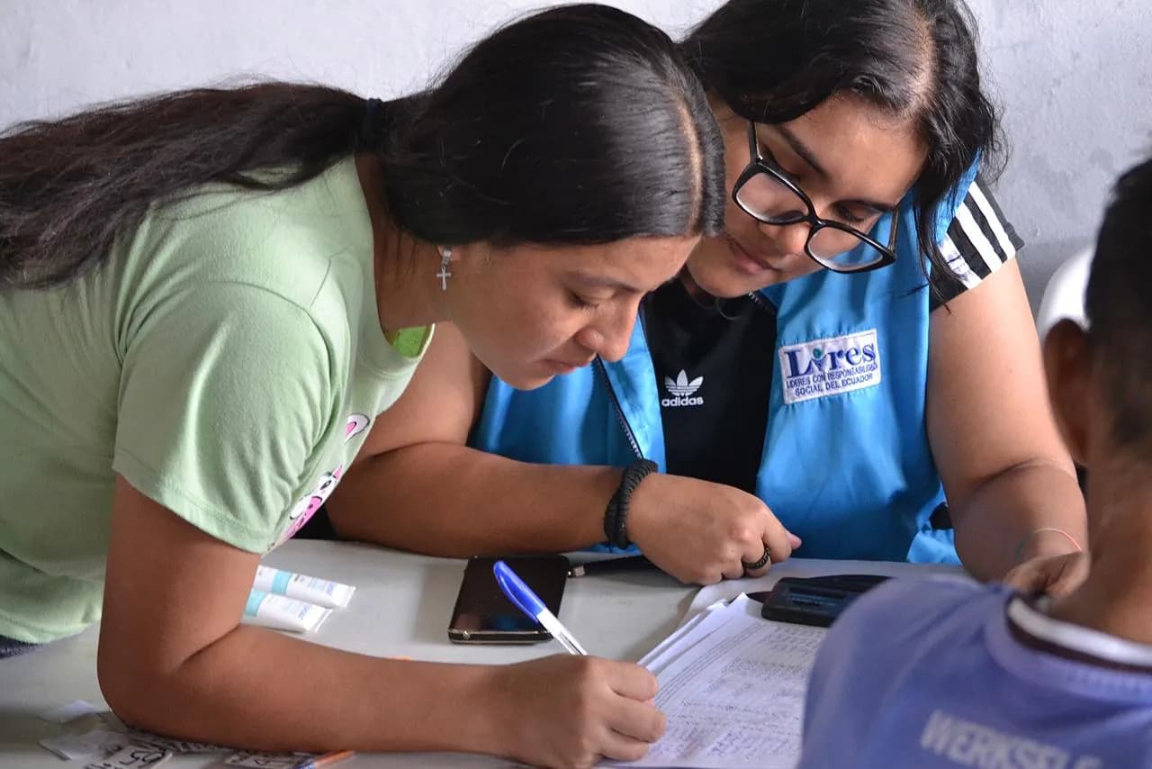 Brigada médica en Petrillo