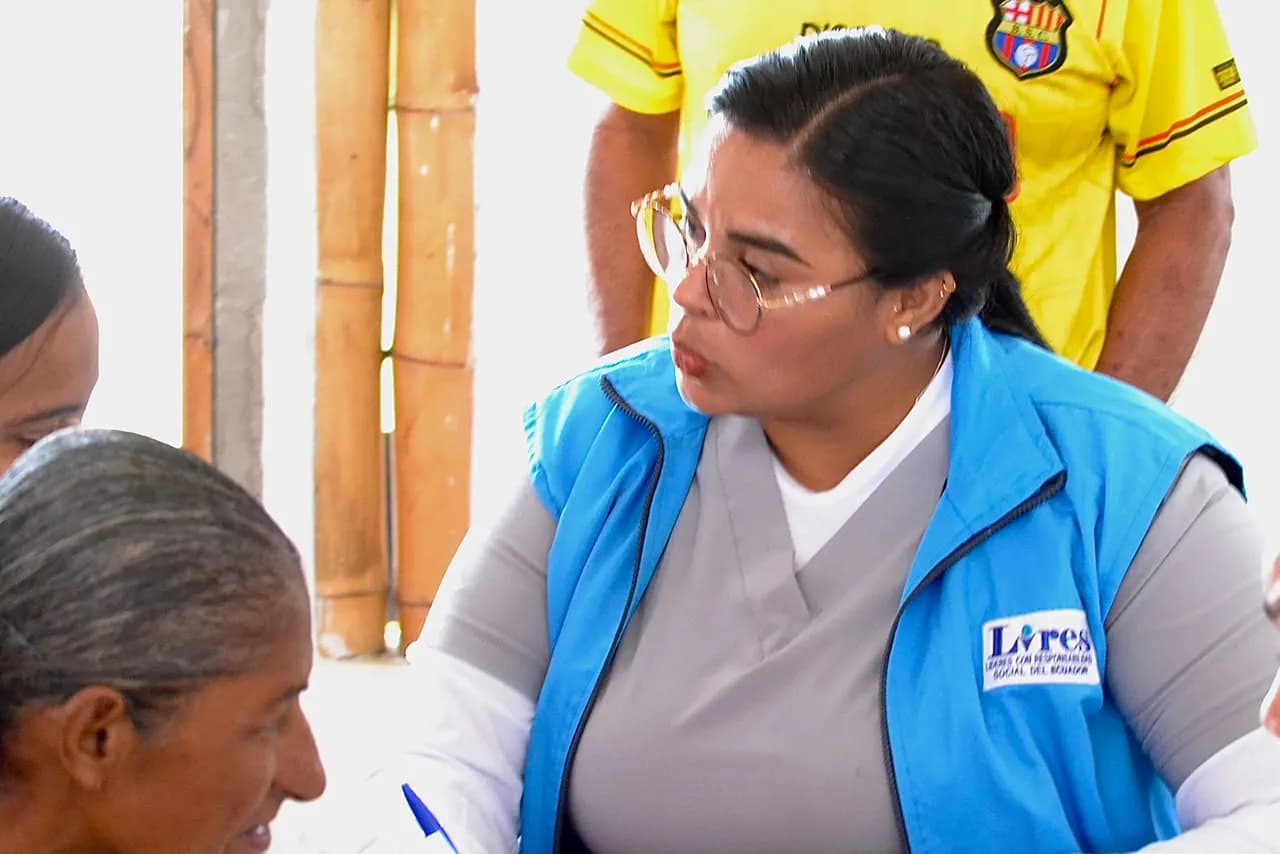 Brigada médica en Nobol beneficia a 187 personas en Petrillo