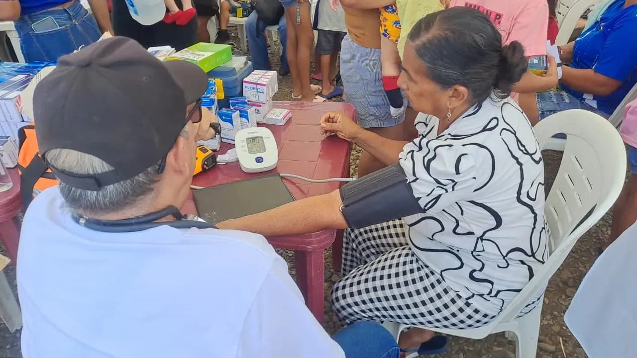 Brigada Médica en Jujan: 300 personas atendidas