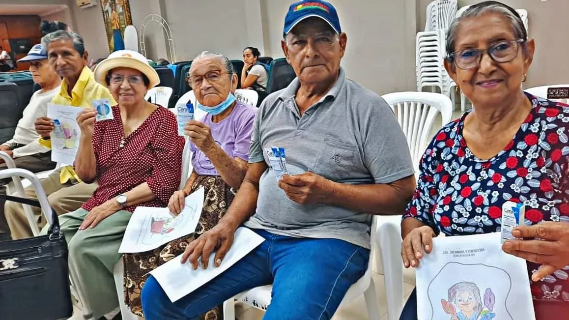 Brigada médica en Nobol atendió a 60 adultos mayores
