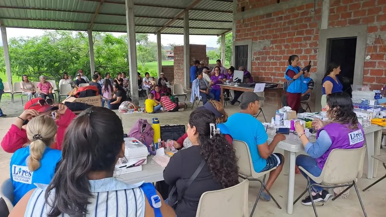 Brigada médica gratuita en Daule