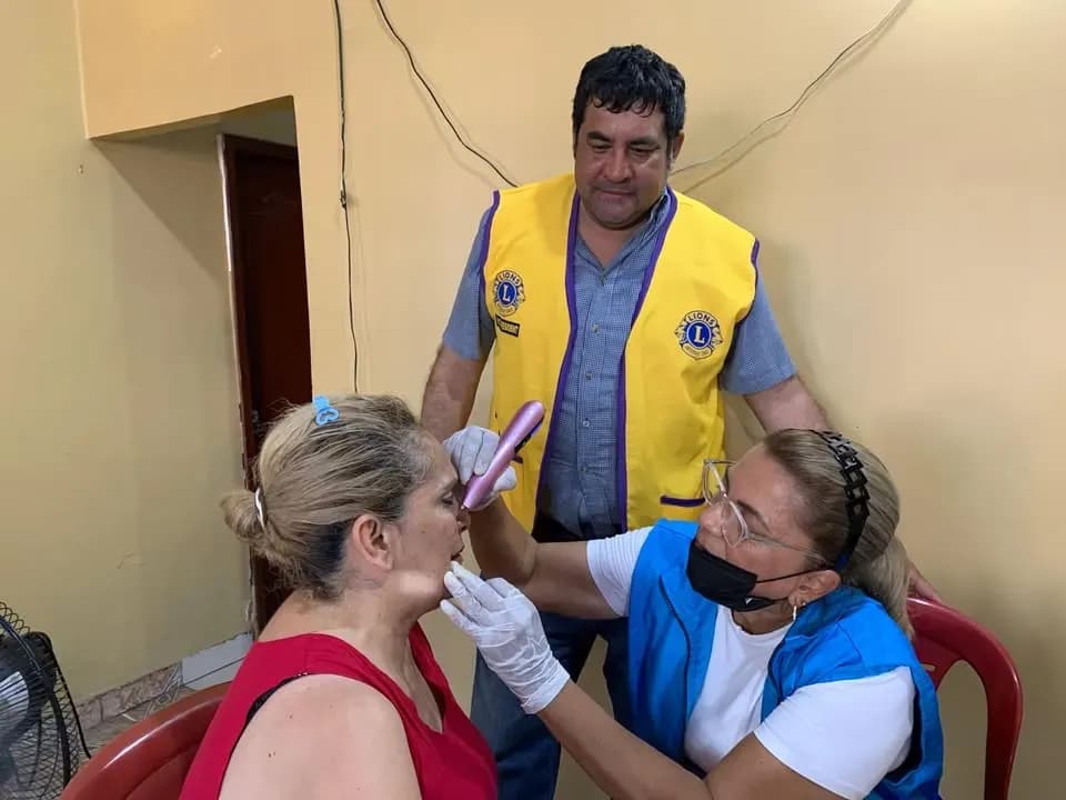Brigada médica gratuita en Guayaquil