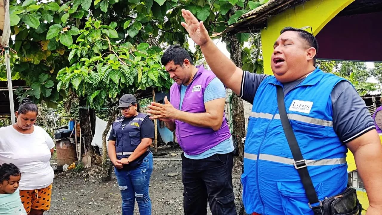 Brigada médica gratuita en Juján