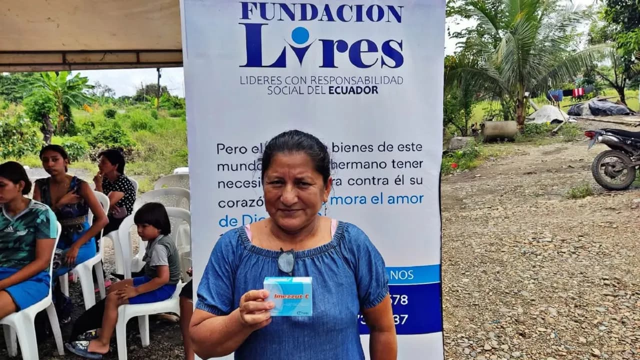 Brigada médica gratuita en Juján