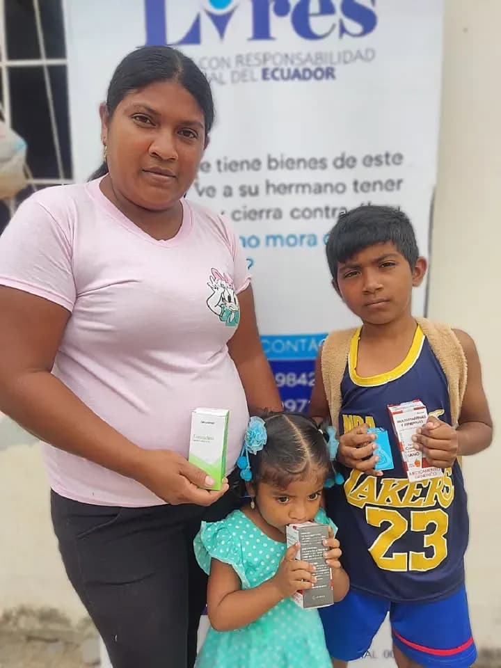 Brigada médica gratuita en Jujan