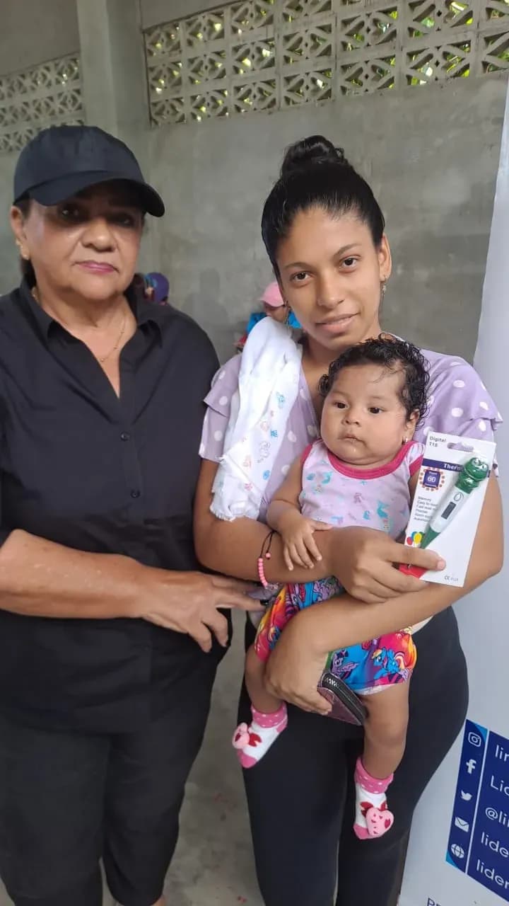 Brigada médica gratuita en Salitre