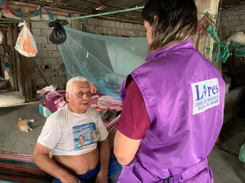 Brigada médica gratuita en Salitre