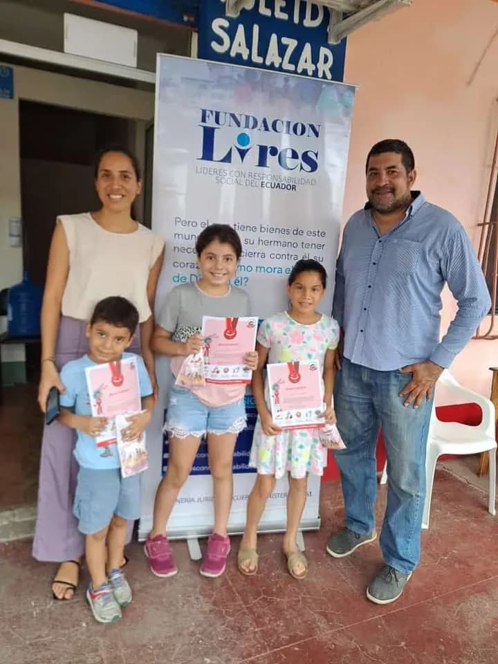 Brigada médica gratuita en Vinces