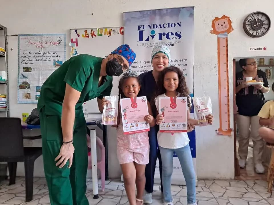 Brigada odontológica en Guayaquil