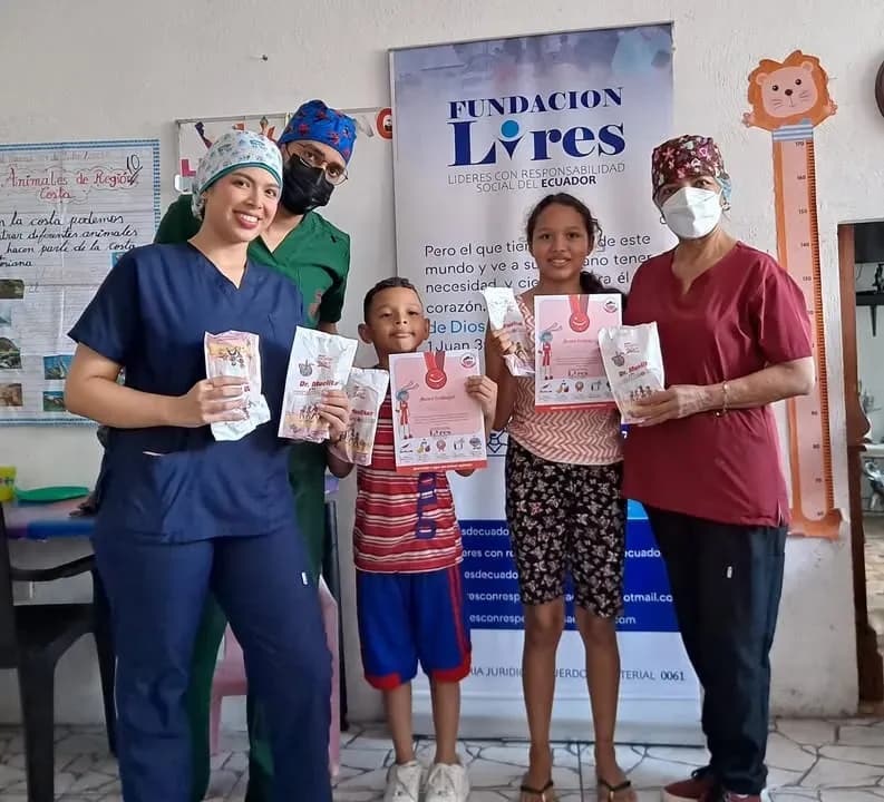 Brigada odontológica en Guayaquil