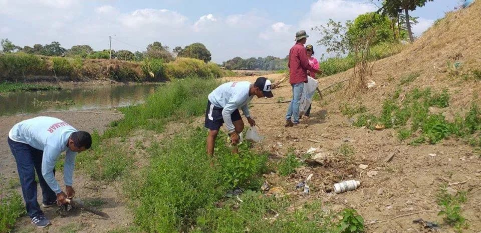 Comunidad ejecuta planes de acción