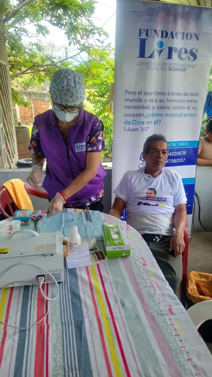 Fundación LIRES atiende a 100 personas en Valle de la Virgen