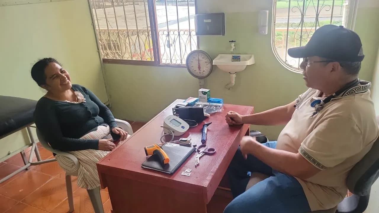 Fundación LIRES atiende a 65 personas en Marcelino Maridueña