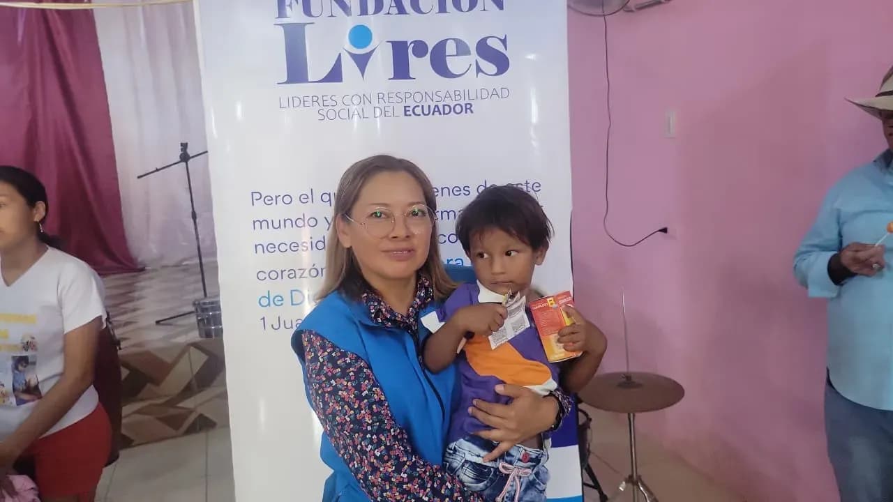Fundación LIRES brinda atención médica a 1000 personas en Naranjal