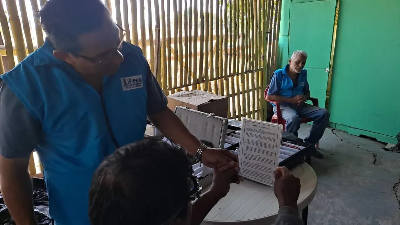 Fundación LIRES brinda atención médica a 300 familias en Daule