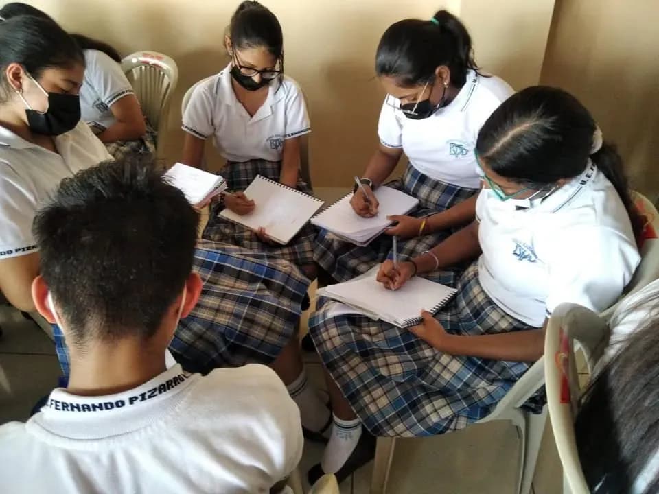 Fundación LIRES capacita en programa Prenatal