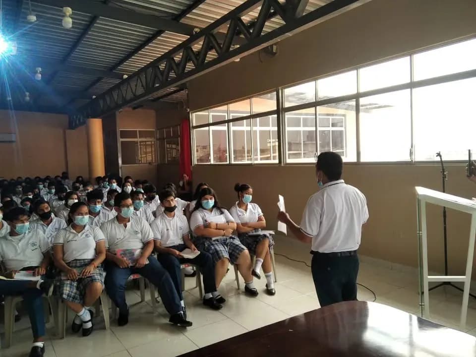 Fundación LIRES capacita en programa Prenatal