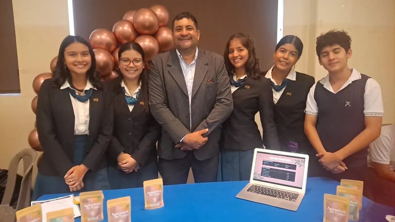 Fundación LIRES en jornada de emprendimiento en Guayaquil