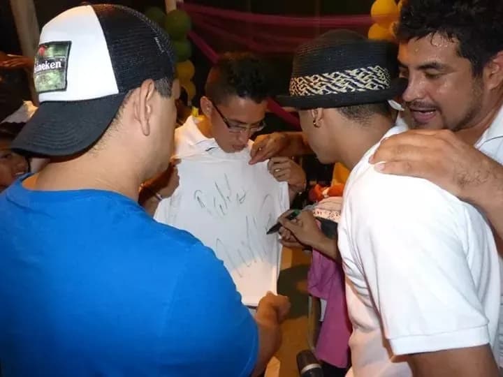 Líderes con responsabilidad social en Pedro Carbo