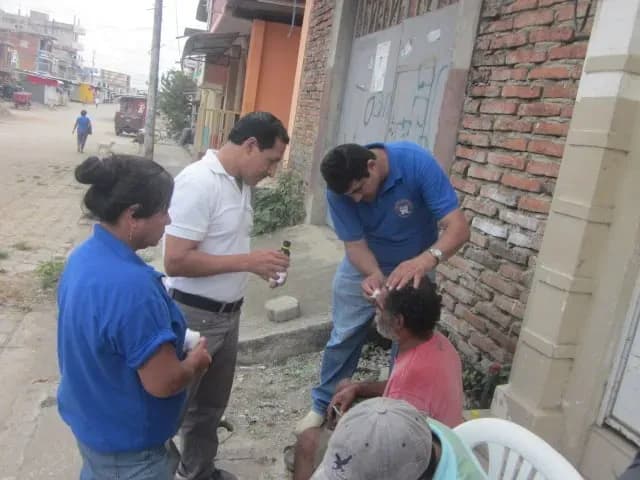 Líderes con responsabilidad social en Pedro Carbo