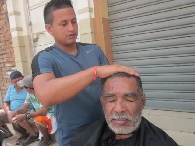 Líderes con responsabilidad social en Pedro Carbo