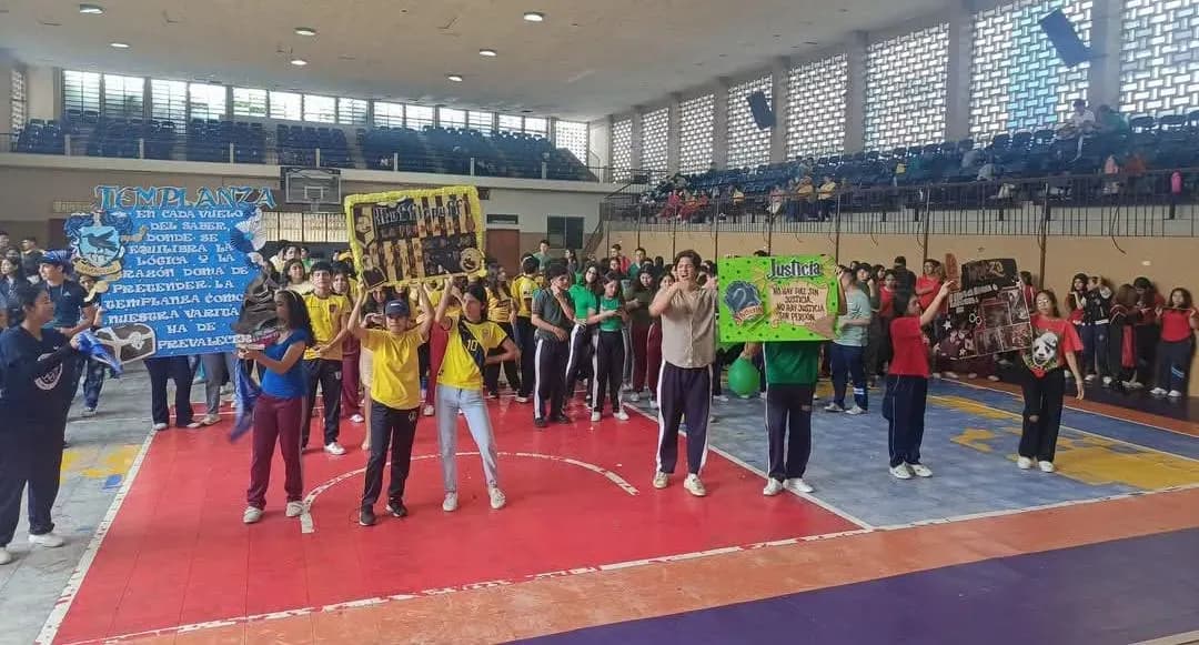 Participación en Olimpiadas de la Escuela de Liderazgo