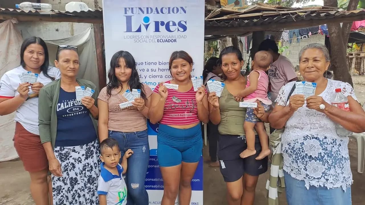 Brigada médica gratuita en Salitre