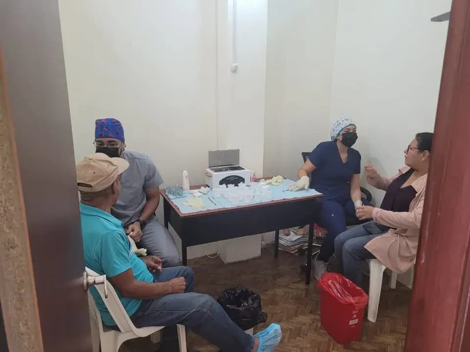 Brigada médica gratuita en Vinces