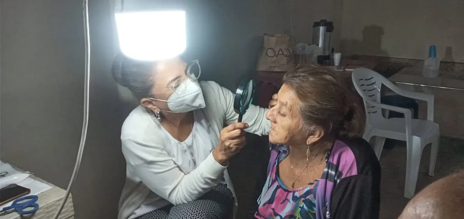 Brigada médica y odontológica en Pedro Carbo