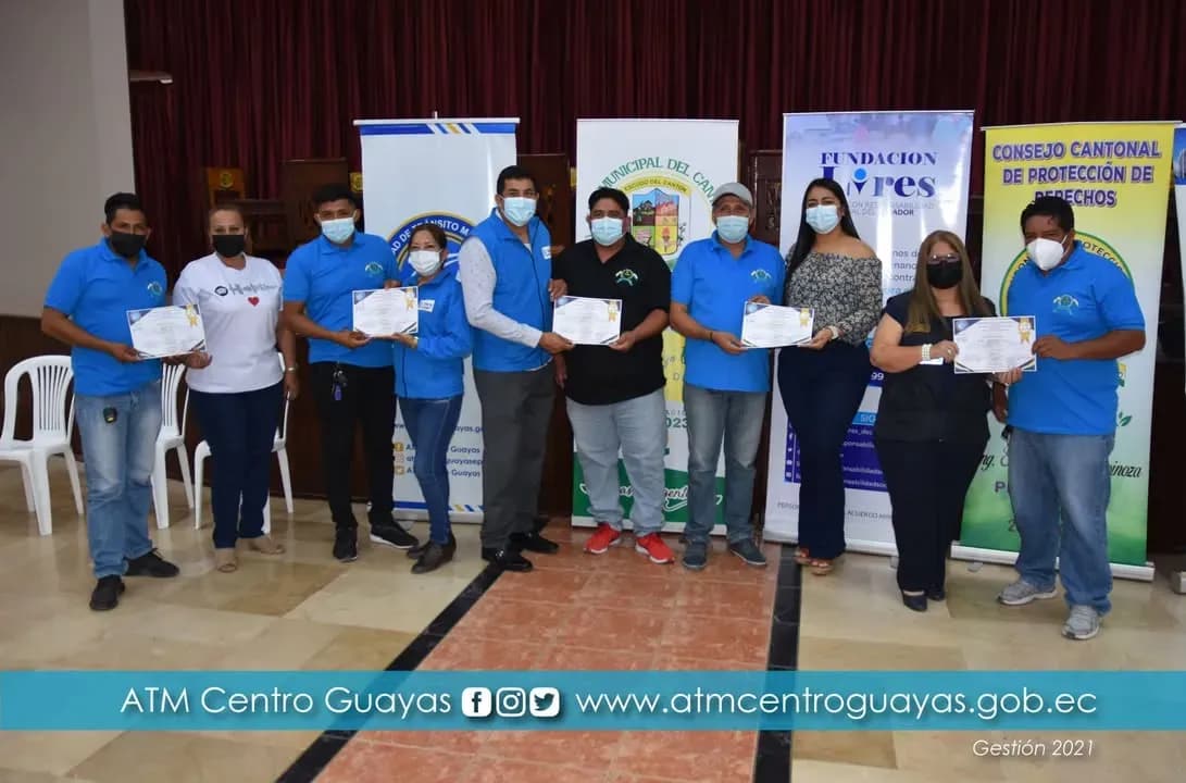 Human Rights Training in Lomas de Sargentillo