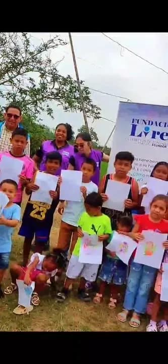 Capacitación para la reconstrucción del tejido social en Ecuador