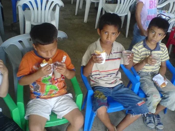 Fundación LIRES transforma vidas en Pedro Carbo