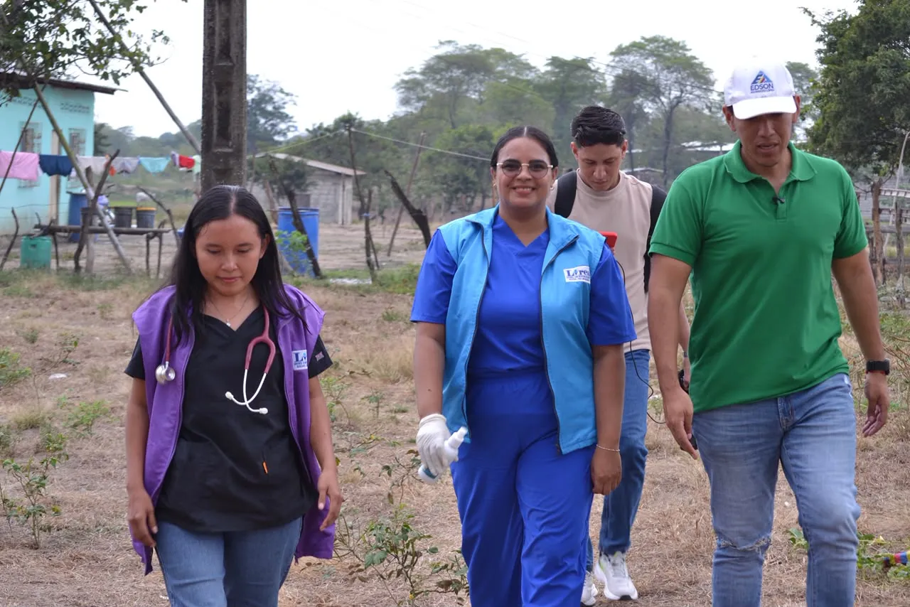 Brigada médica en Santa Lucía beneficia a El Pescado
