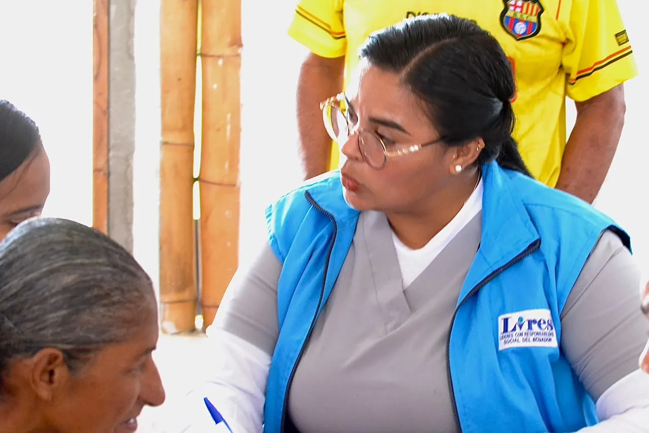 Brigada médica en Nobol beneficia a 187 personas en Petrillo