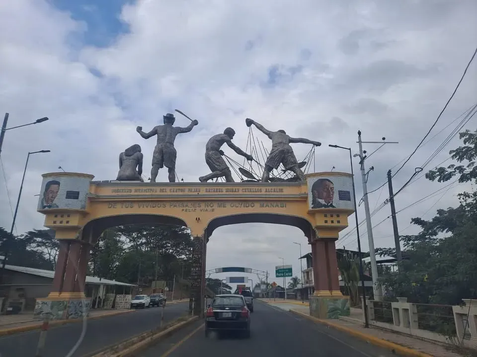 70 personas atendidas en brigada médica en Paján