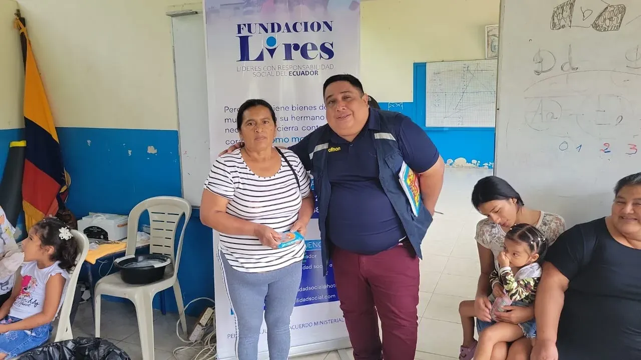 70 personas atendidas en brigada médica en Paján