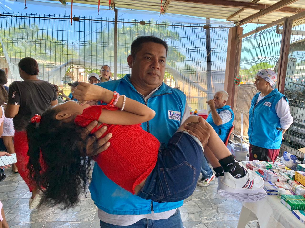 Brigada médica en Santa Lucía: atención integral en El Pescado