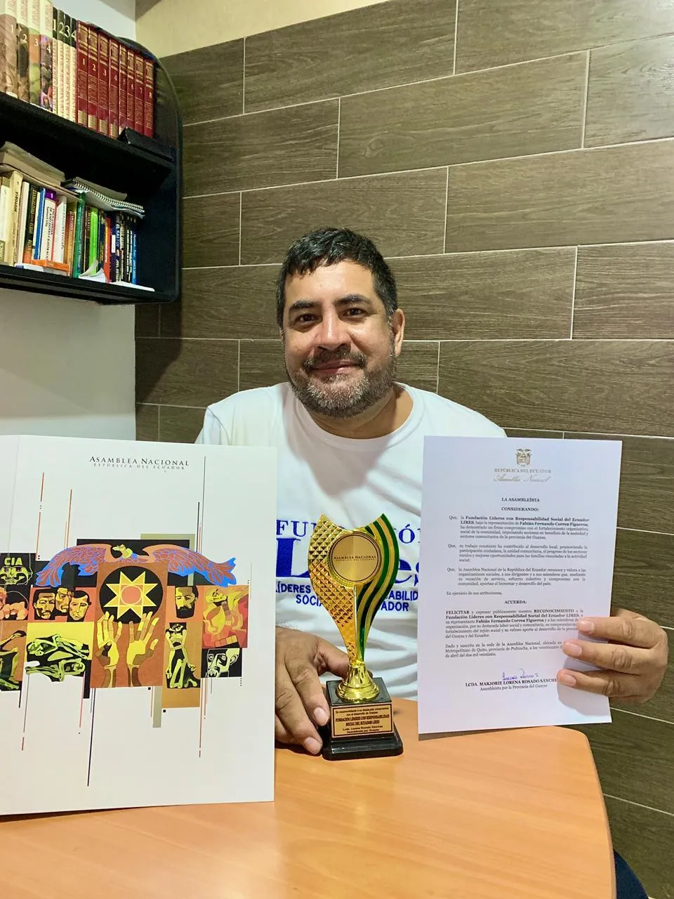 Reconocimiento de la Asamblea Nacional a Fundación LIRES