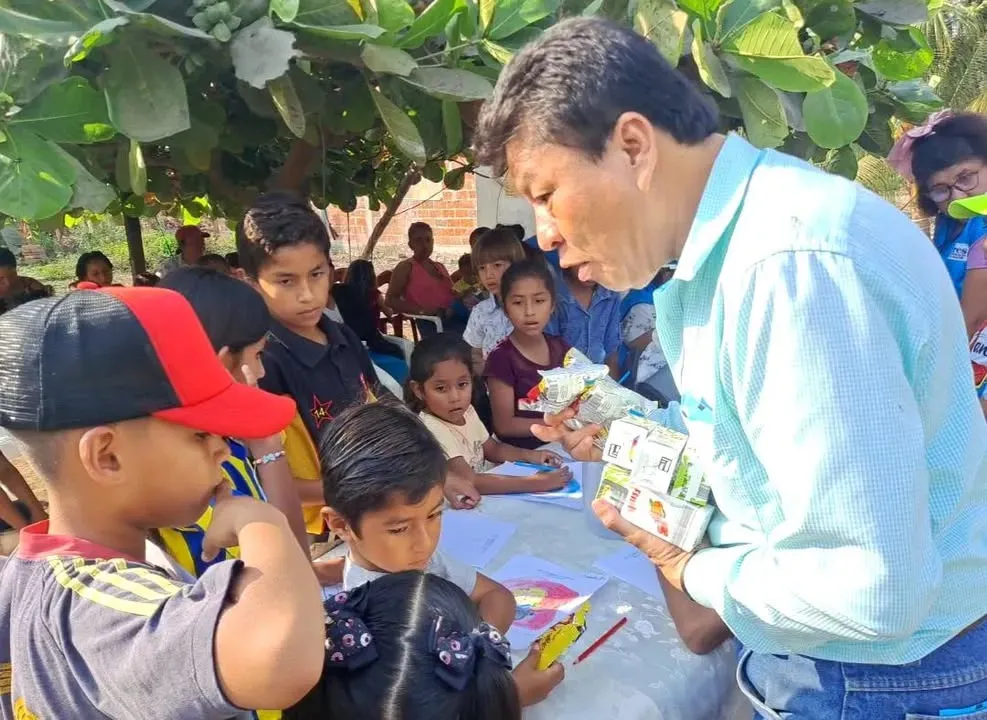 Brigada de asistencia social en Yaguachi