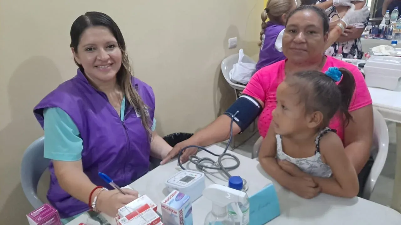 Brigada médica gratuita en Daule
