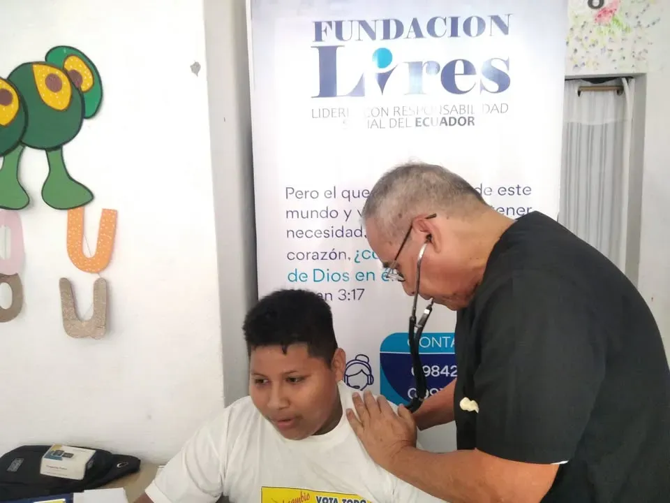 Brigada médica gratuita en Guayaquil