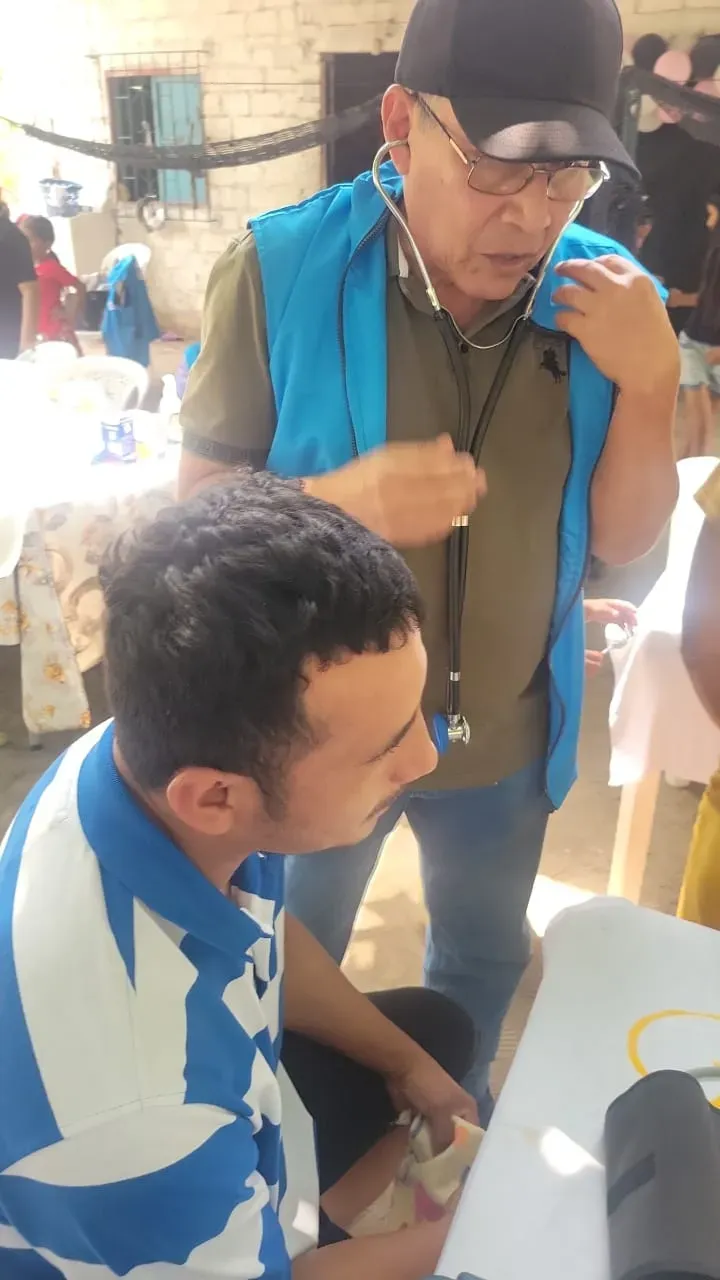 Brigada médica gratuita en Juján