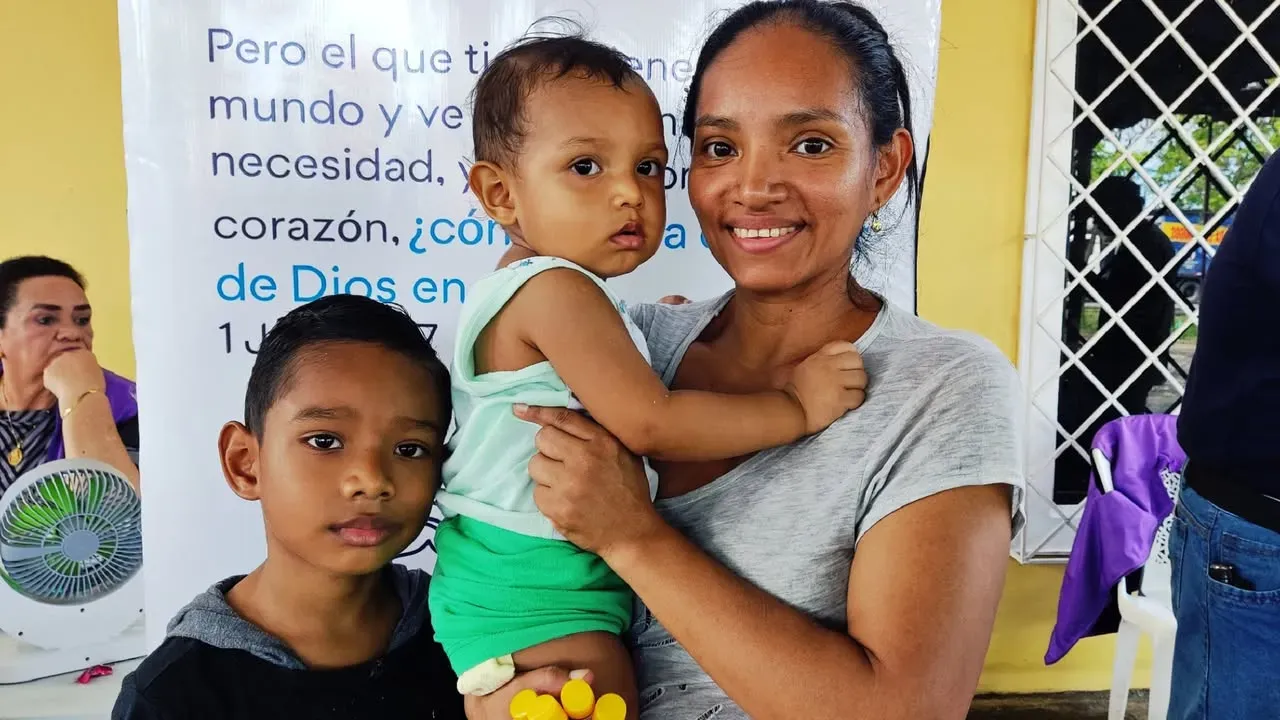 Brigada médica gratuita en Juján