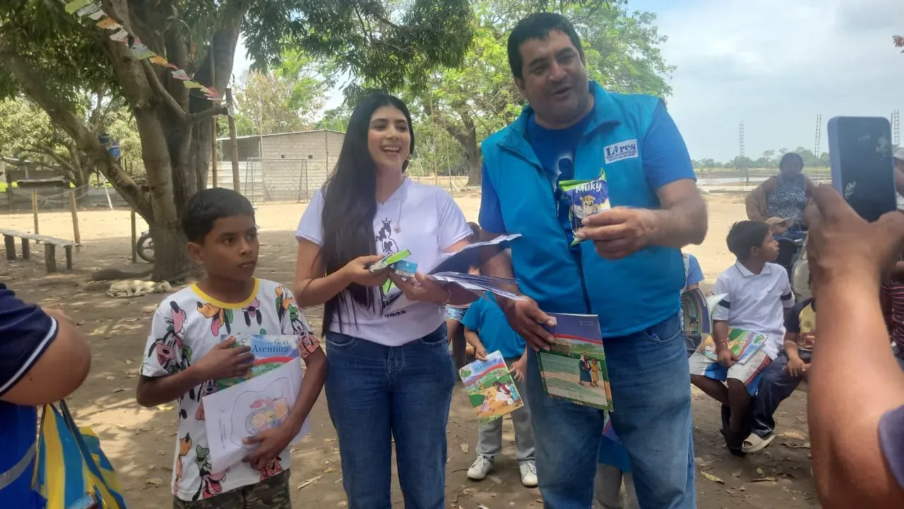 Brigada médica gratuita en Lomas de Sargentillo