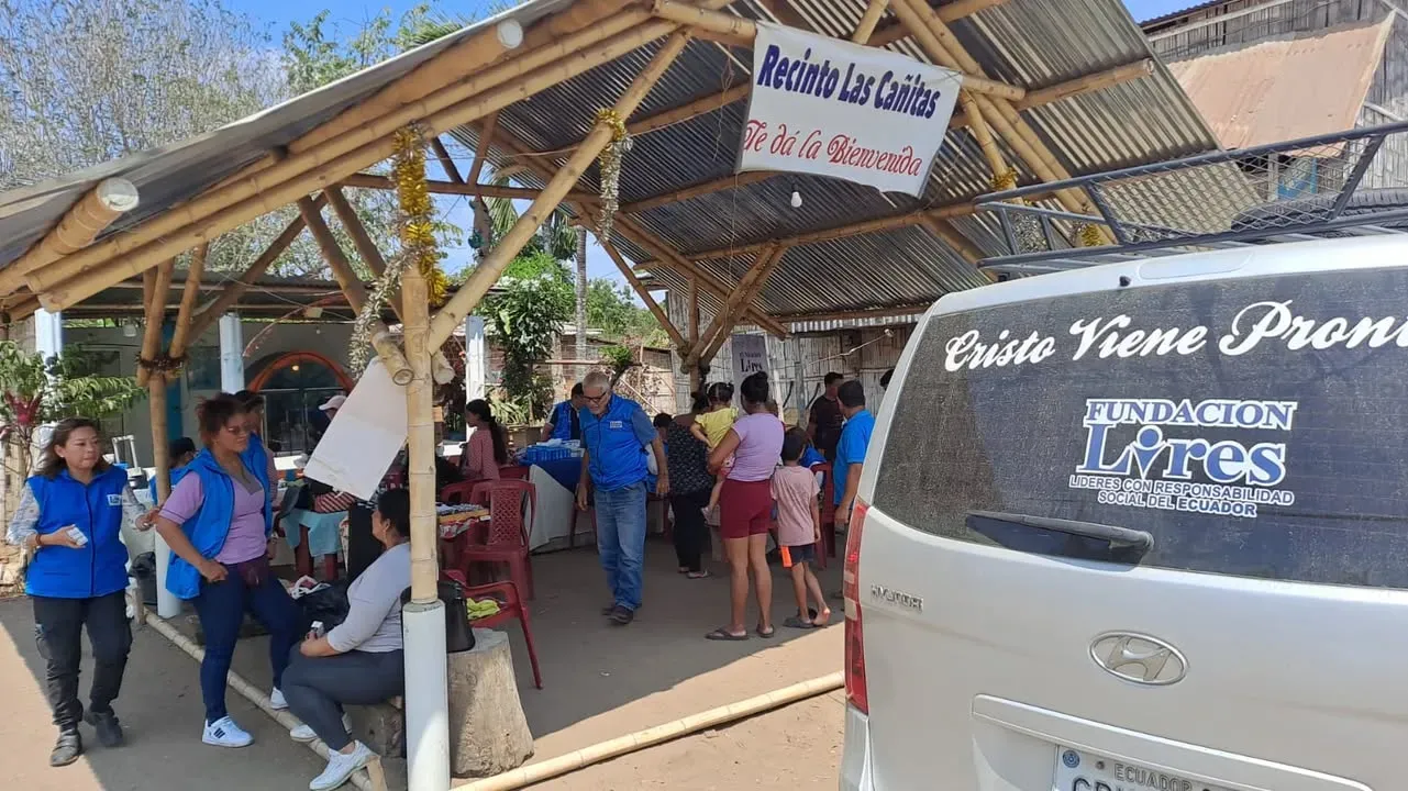Brigada médica gratuita en Pedro Carbo