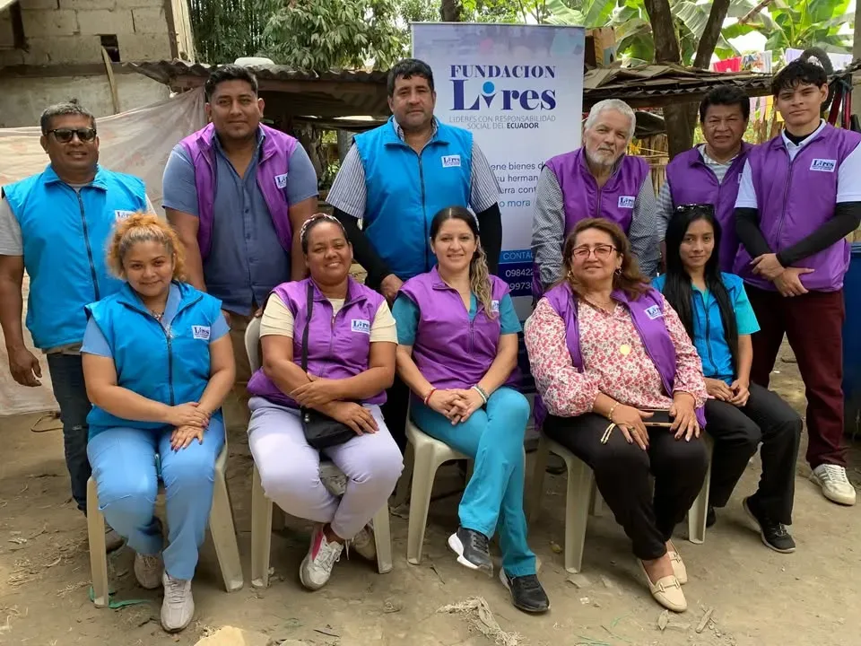 Brigada médica gratuita en Salitre