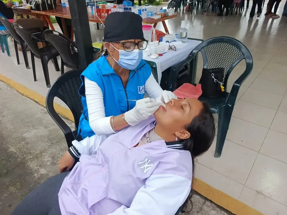 Brigada médica gratuita en Simón Bolívar