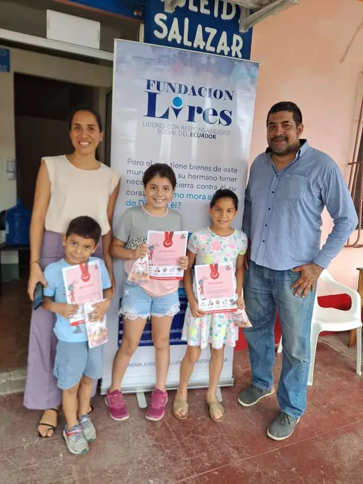 Brigada médica gratuita en Vinces