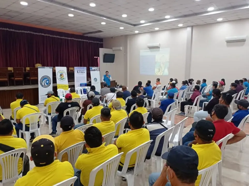 Capacitación en Derechos Humanos en Lomas de Sargentillo
